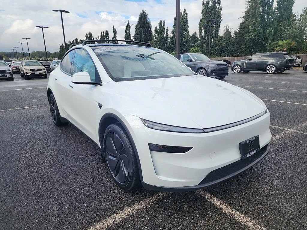 Used 2026 Tesla Model Y 2WD image 6
