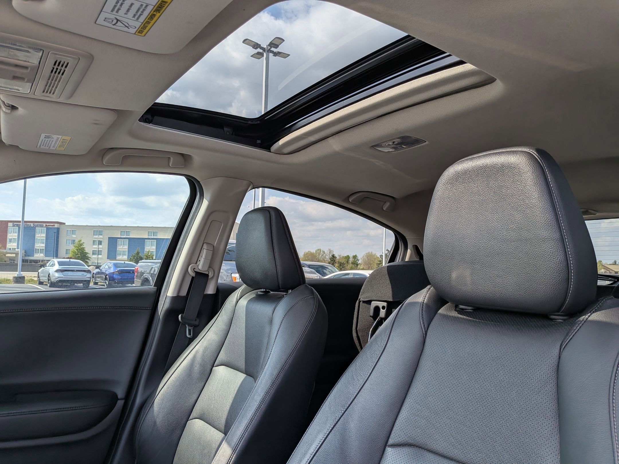 Used 2020 Honda HR-V EX-L image 16