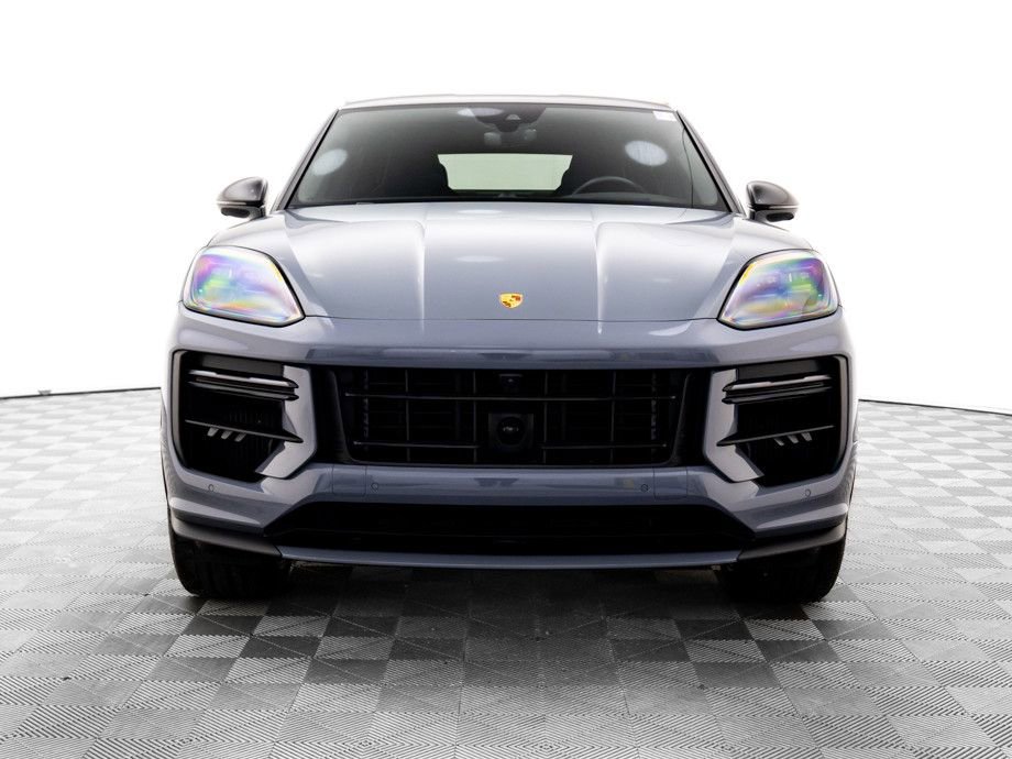 Certified 2024 Porsche Cayenne Turbo GT image 9