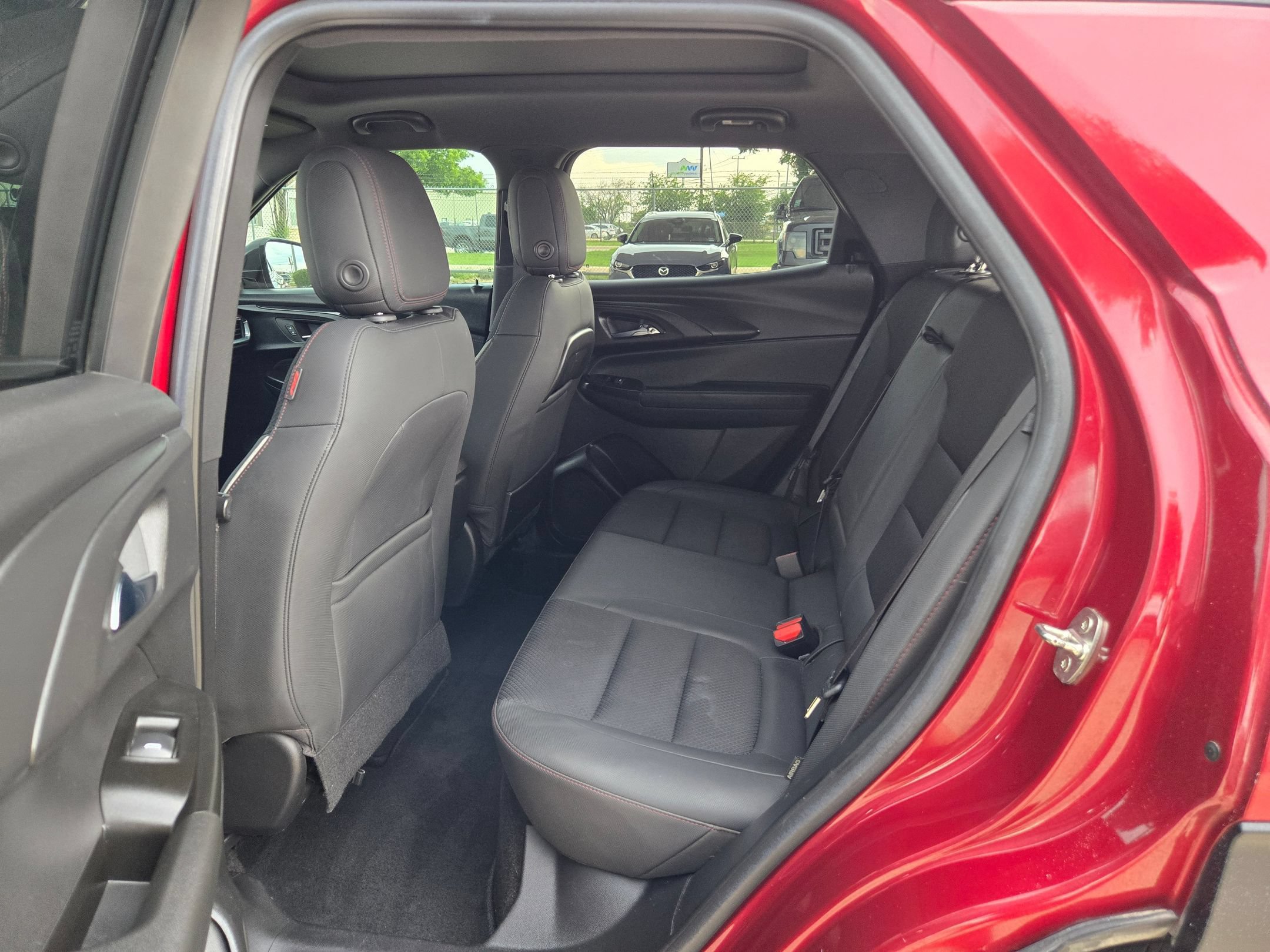 Certified 2023 Chevrolet TrailBlazer RS w/ Sun and Liftgate Package FWD image 21