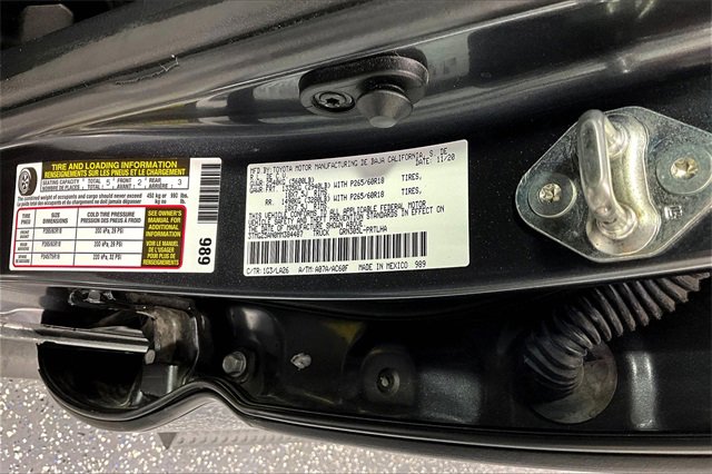 Used 2021 Toyota Tacoma Limited image 19