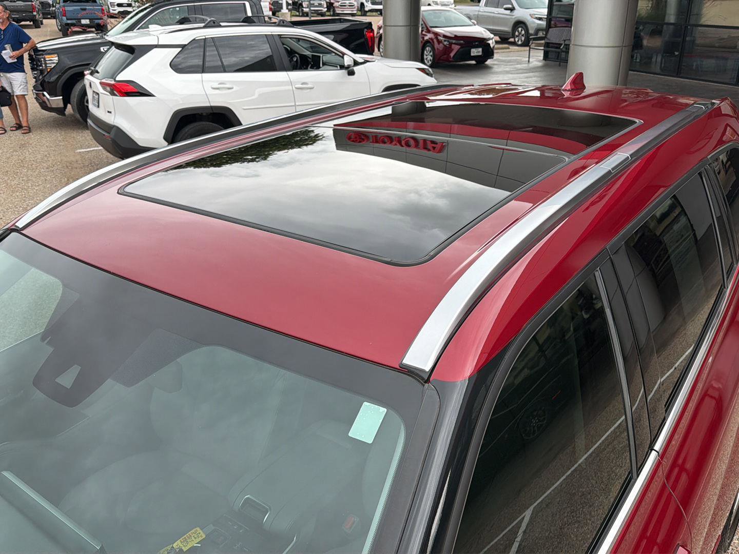 Used 2020 Toyota Highlander Platinum AWD/4WD image 11