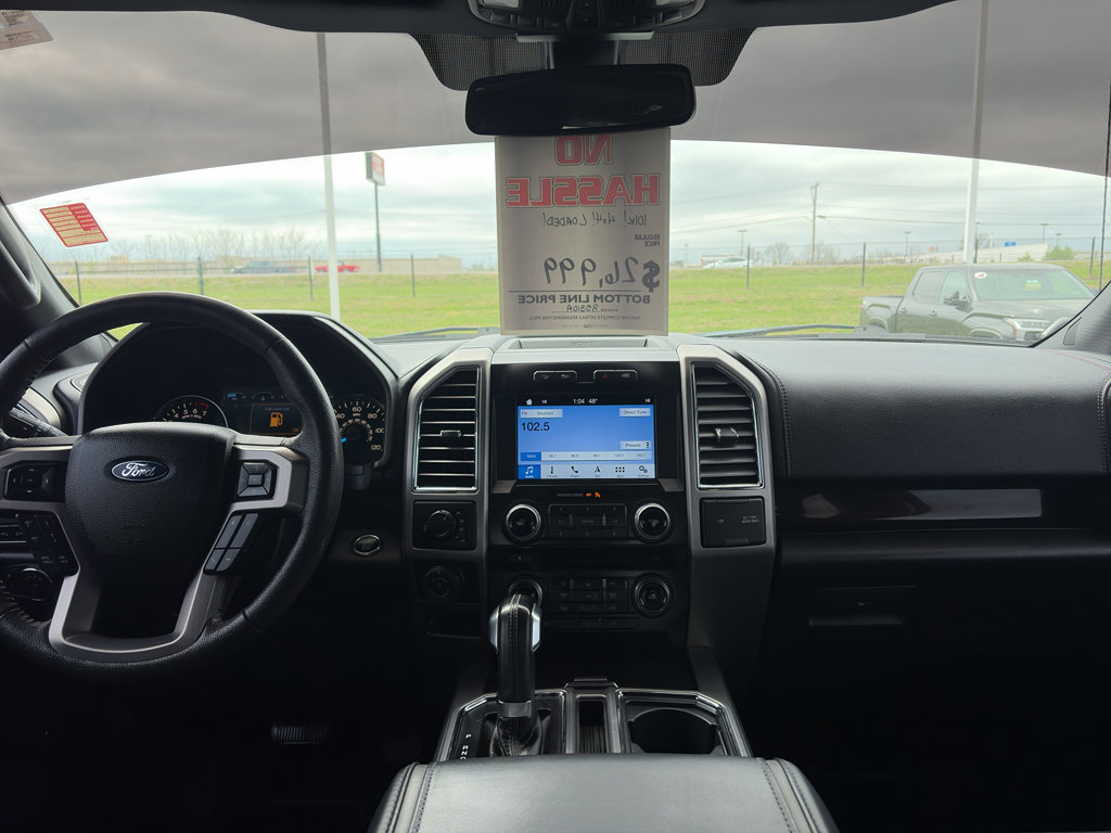 Used 2016 Ford F150 Platinum w/ Equipment Group 701A Luxury image 13