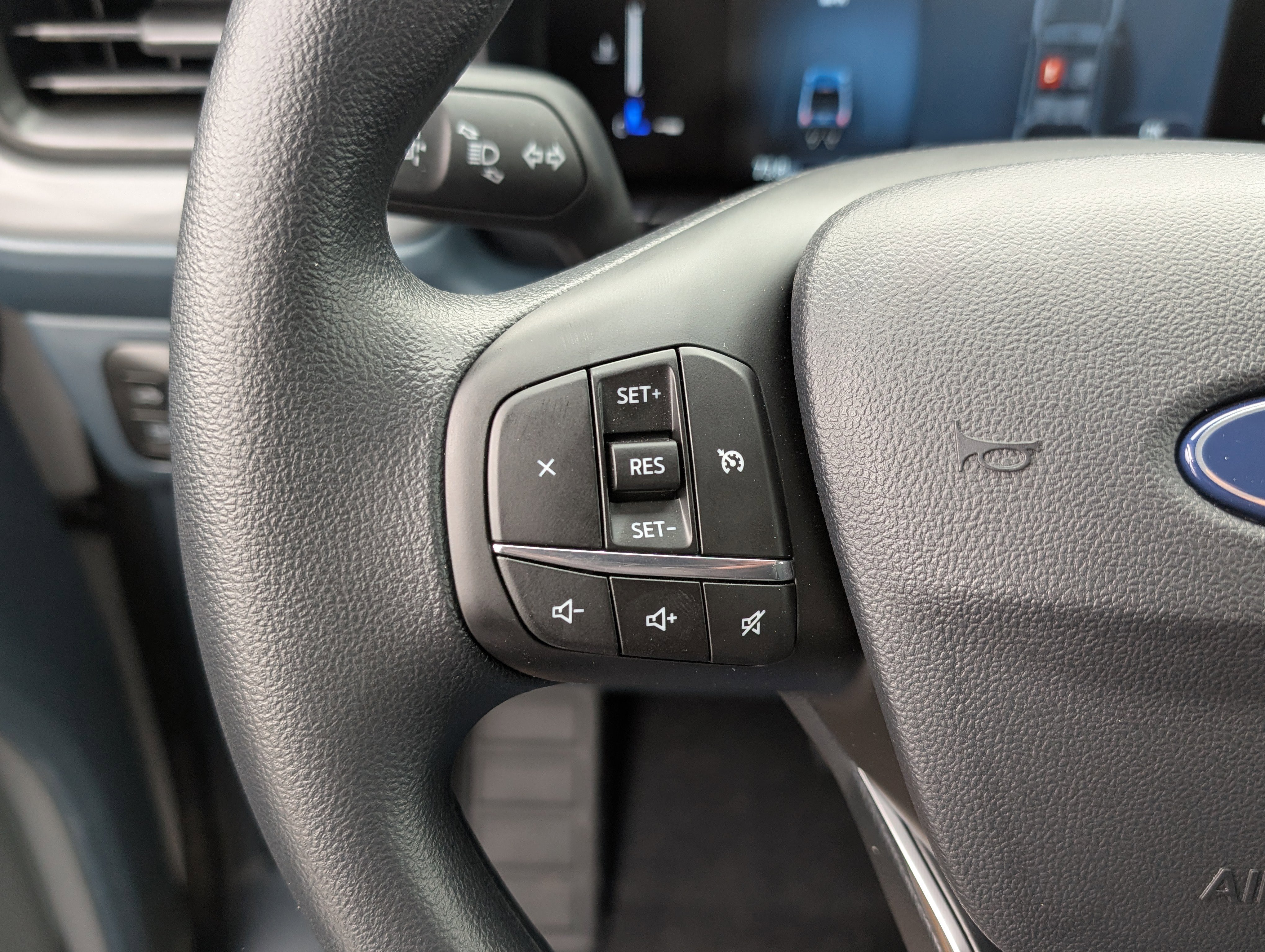 New 2025 Ford Maverick XL w/ Equipment Group 101A image 16