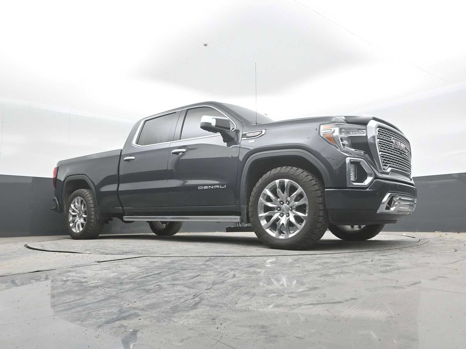 Used 2021 GMC Sierra 1500 Denali w/ Denali Ultimate Package AWD/4WD image 47