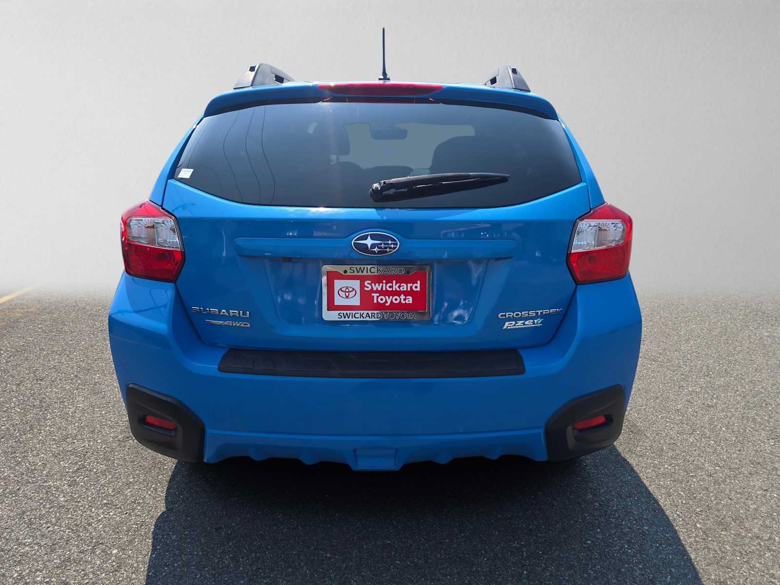 Used 2017 Subaru Crosstrek 2.0i Premium w/ Popular Package #2 AWD/4WD image 4