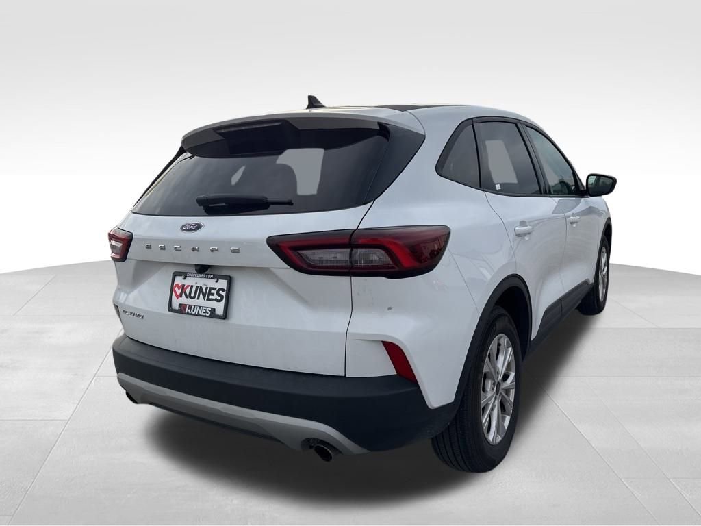 Used 2025 Ford Escape Active image 11