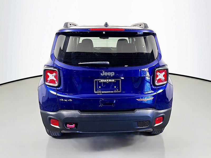 Used 2021 Jeep Renegade Trailhawk AWD/4WD image 6