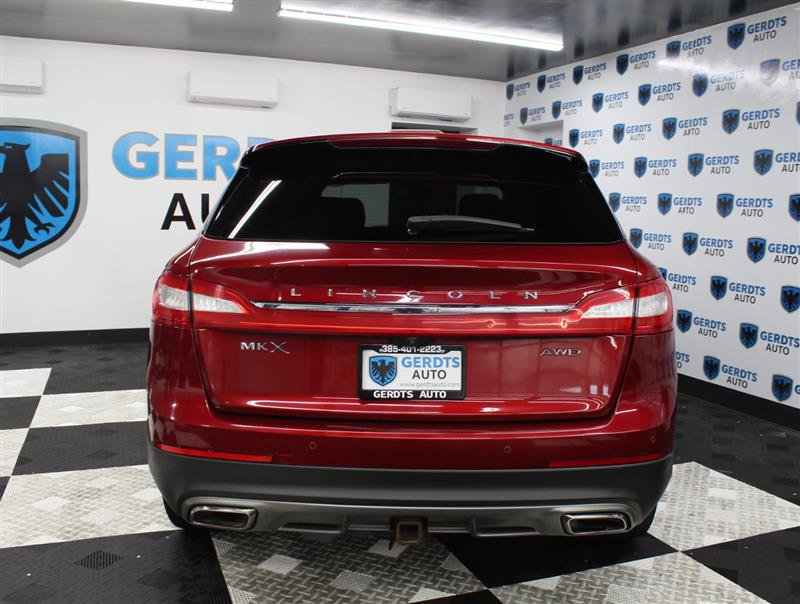 Used 2016 Lincoln MKX Reserve w/ Technology Package image 3
