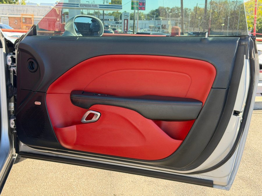 Used 2019 Dodge Challenger R/T w/ Plus Package RWD image 30
