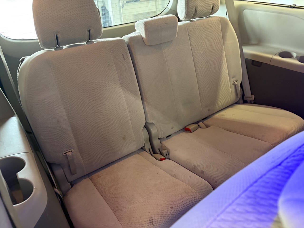 Used 2013 Toyota Sienna LE FWD image 22
