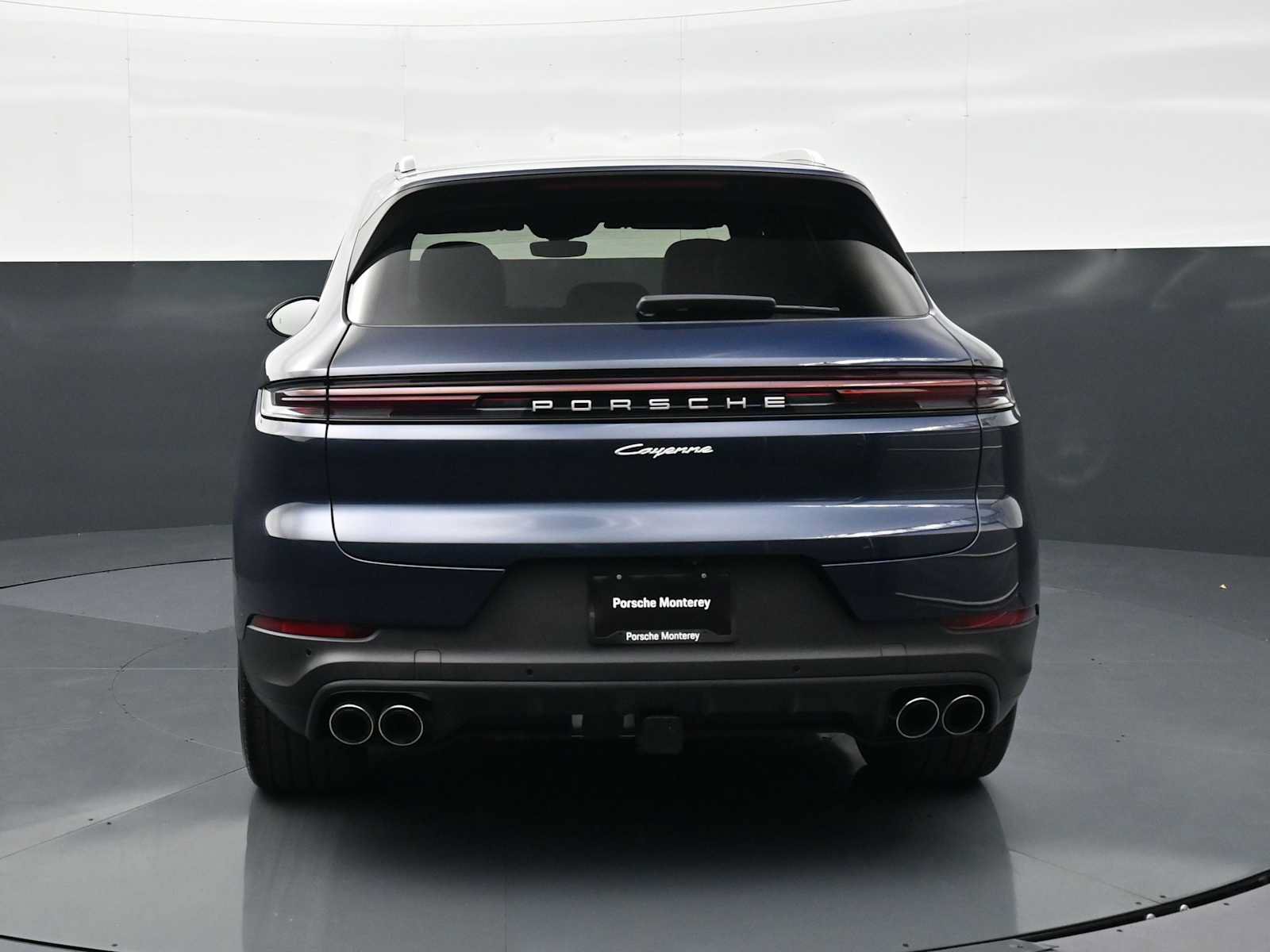 Certified 2025 Porsche Cayenne AWD/4WD image 25