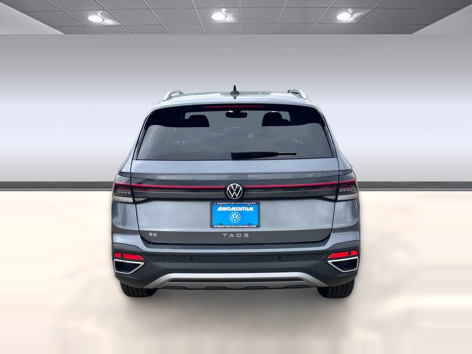 New 2026 Volkswagen Taos SE image 10