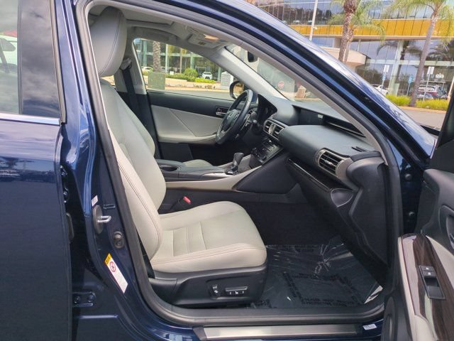 Used 2014 Lexus IS 250 AWD w/ Luxury Package w/Gray Wood image 28