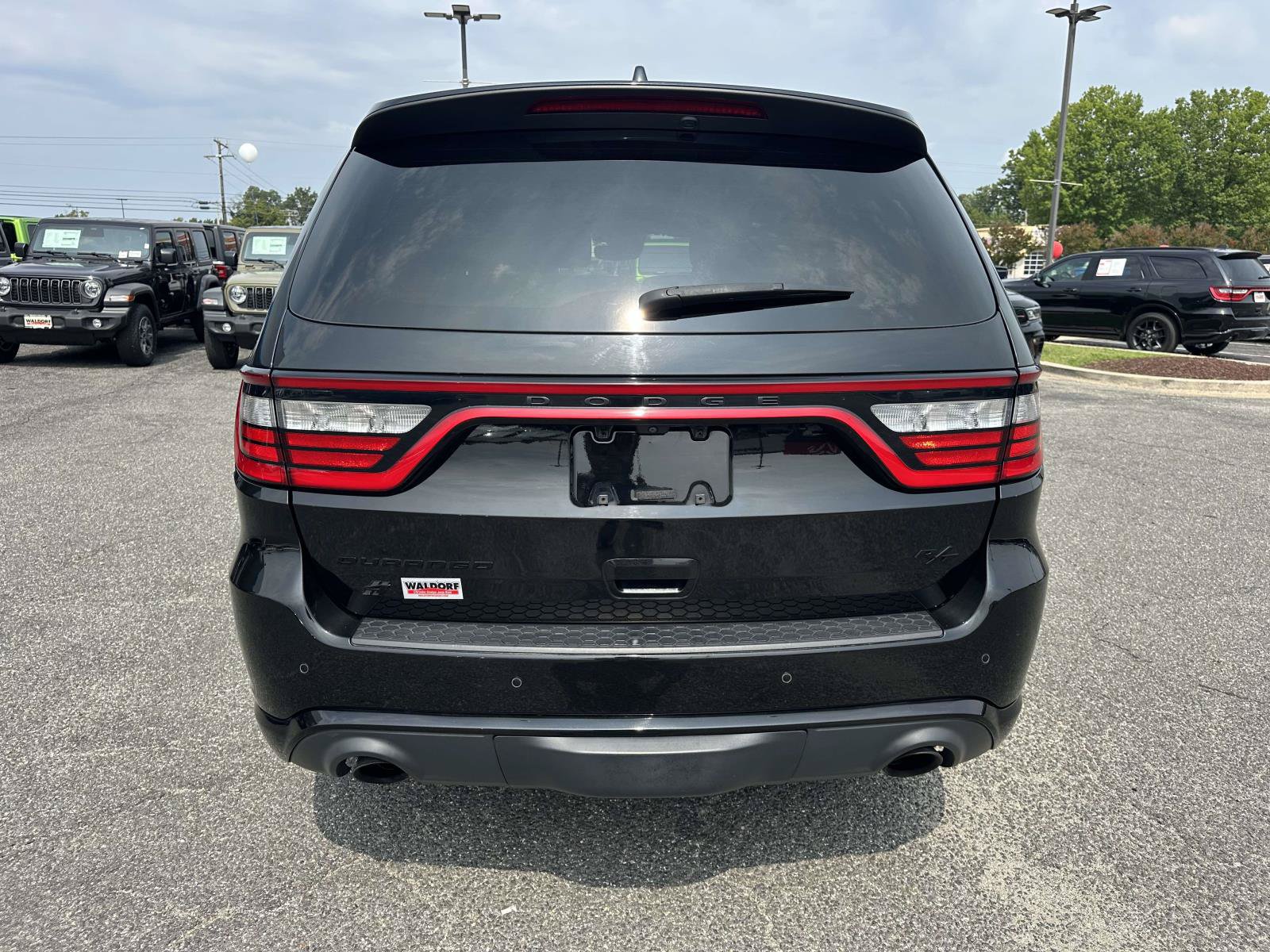 Used 2023 Dodge Durango R/T AWD/4WD image 6