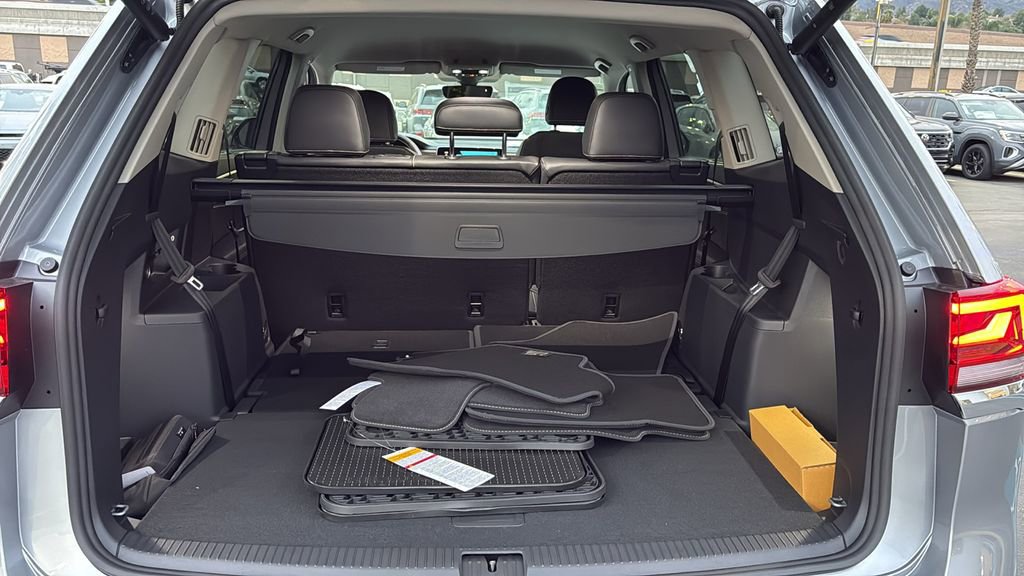 New 2026 Volkswagen Atlas SE FWD image 26