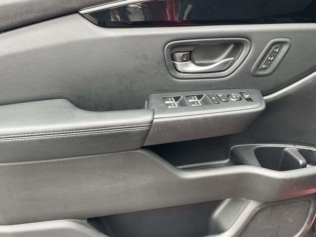 Used 2025 Honda Pilot Touring image 29