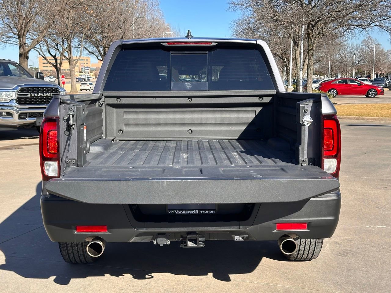 Used 2025 Honda Ridgeline RTL image 13