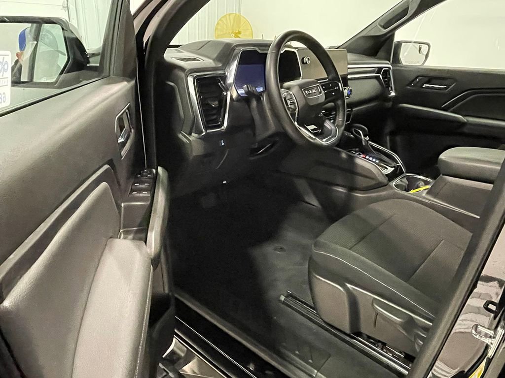 Used 2023 GMC Canyon Elevation w/ Convenience Package image 3