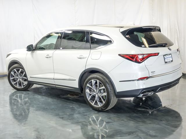 Used 2023 Acura MDX SH-AWD w/ Technology Package image 9