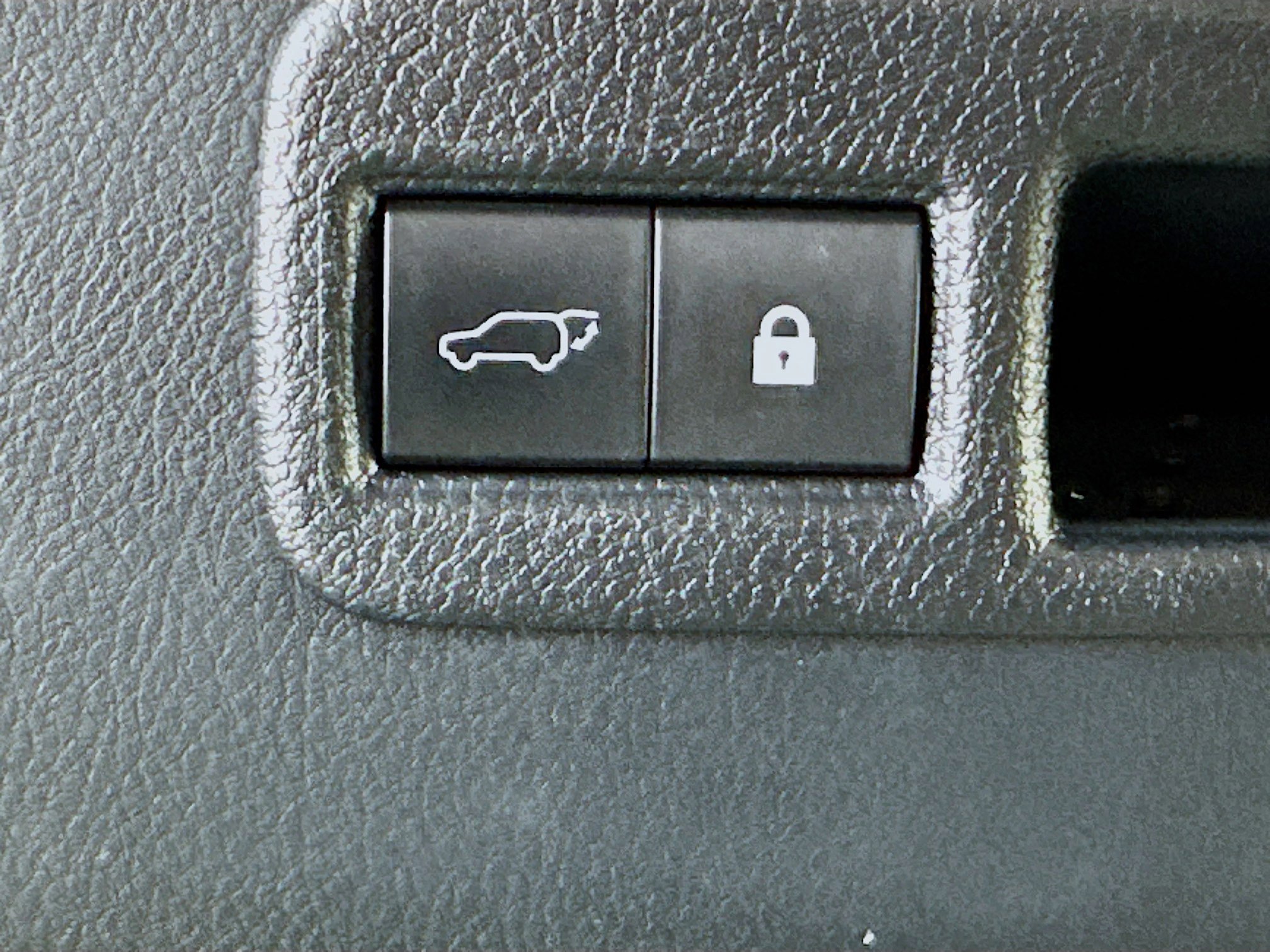 Used 2018 Lexus NX 300 FWD image 28