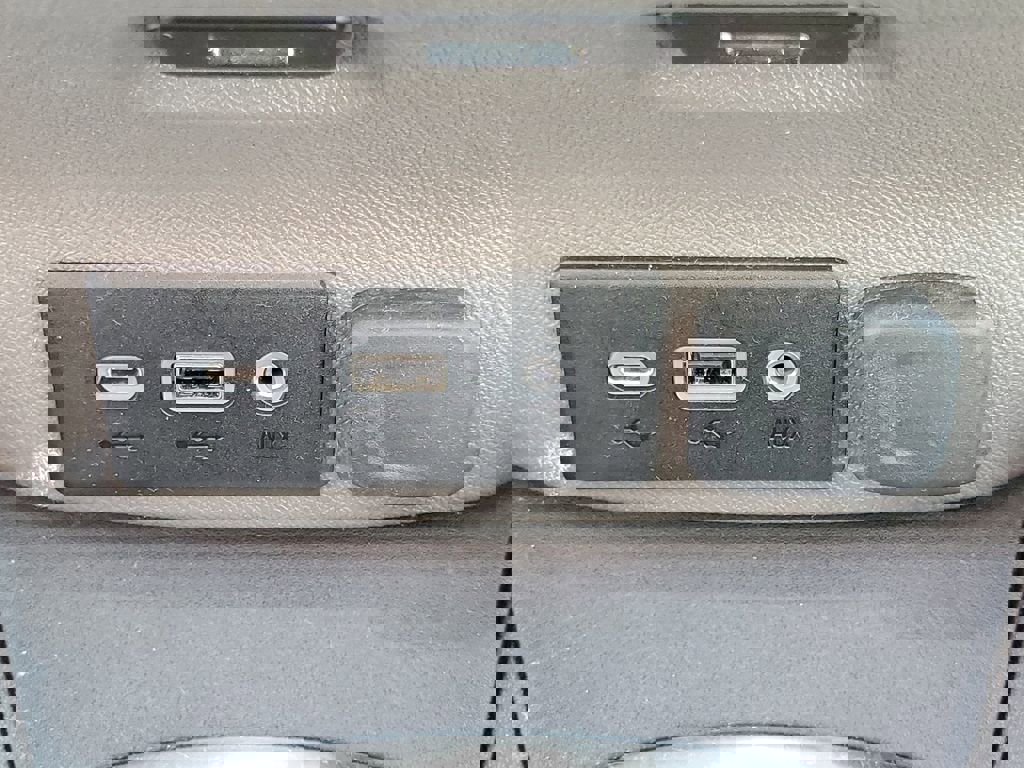 Used 2019 Chevrolet Malibu LT image 27