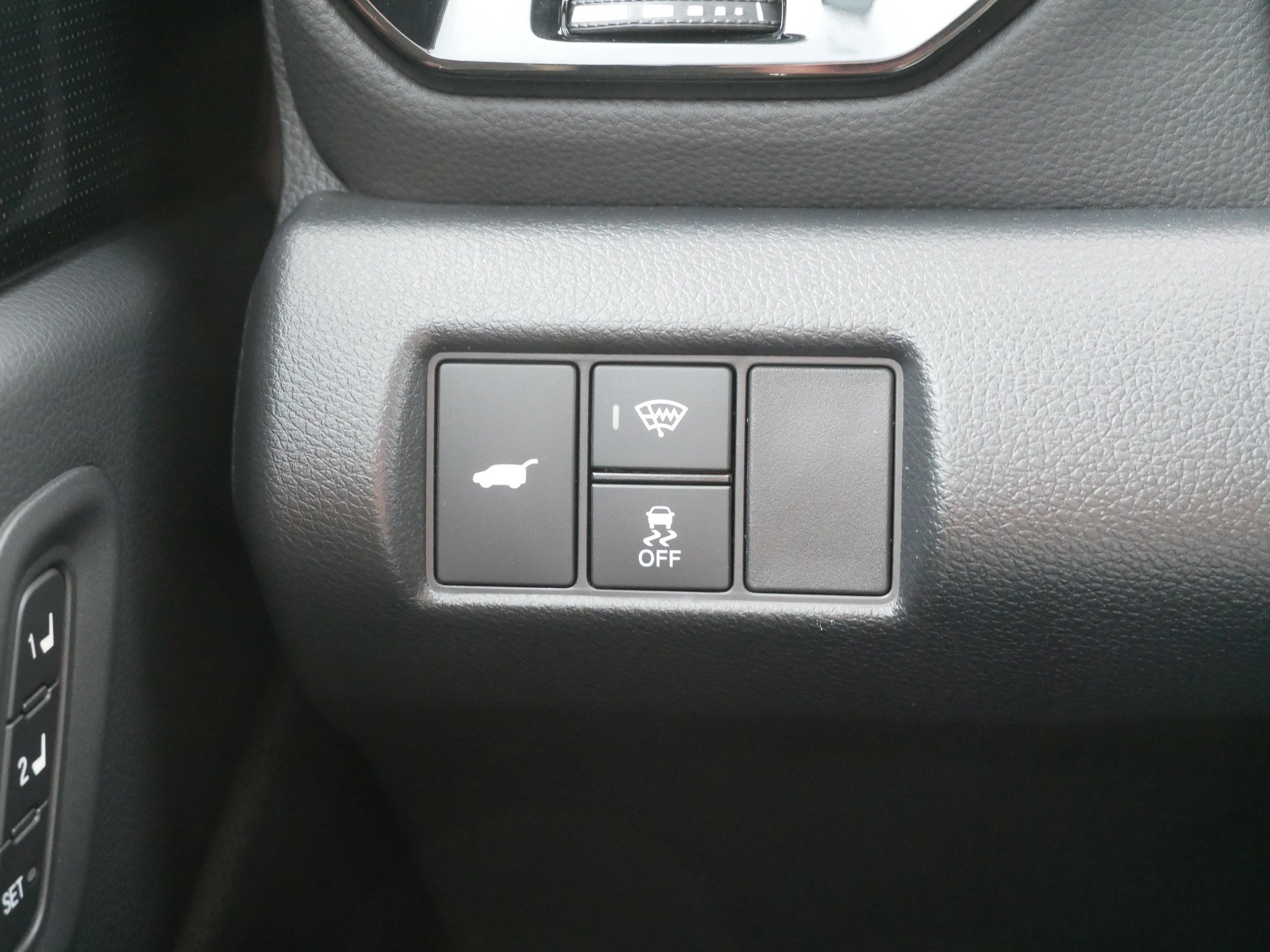 Certified 2025 Honda Pilot Black Edition image 26