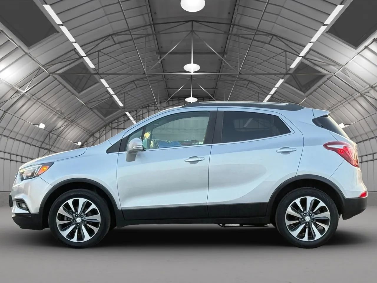 Used 2020 Buick Encore Essence image 4