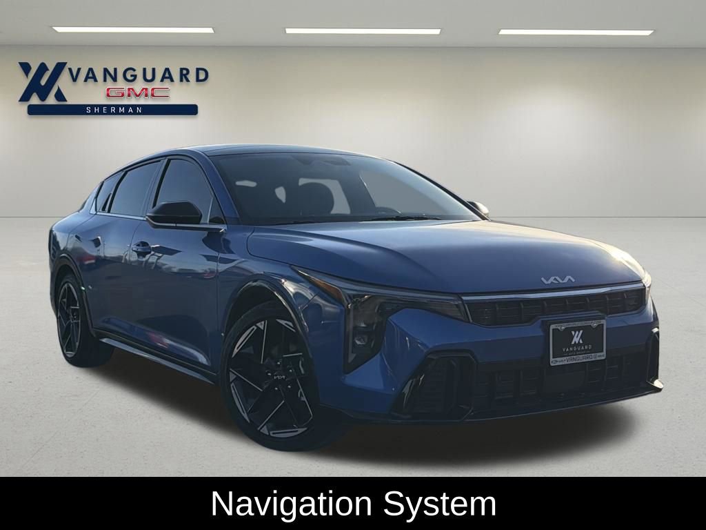 Used 2025 Kia K4 GT-Line w/ GT-Line Sunroof Package image 1