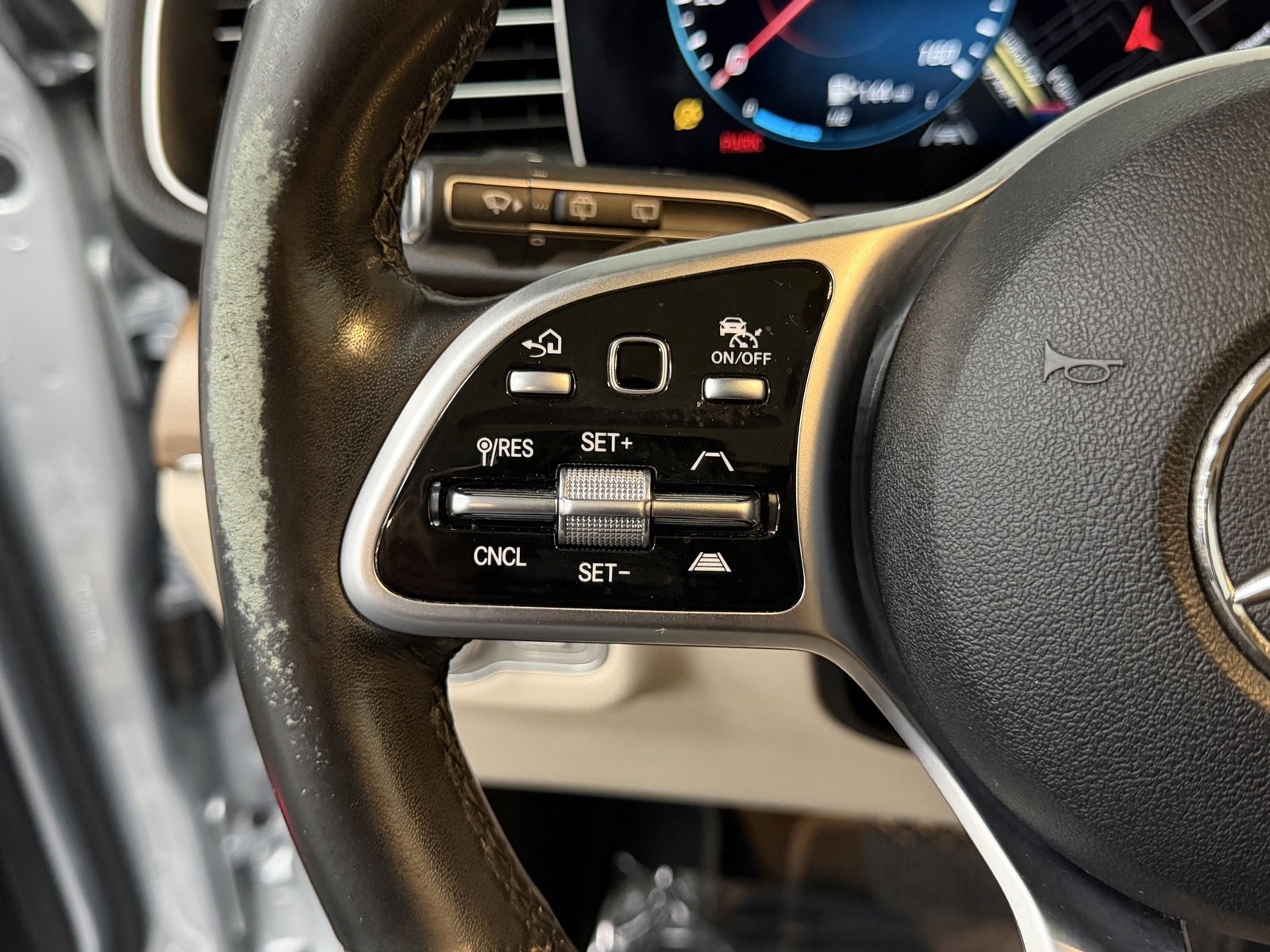 Used 2022 Mercedes-Benz GLE 350 4MATIC image 31