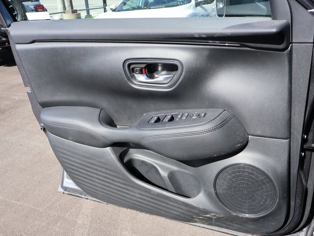 Used 2026 Honda HR-V LX image 29