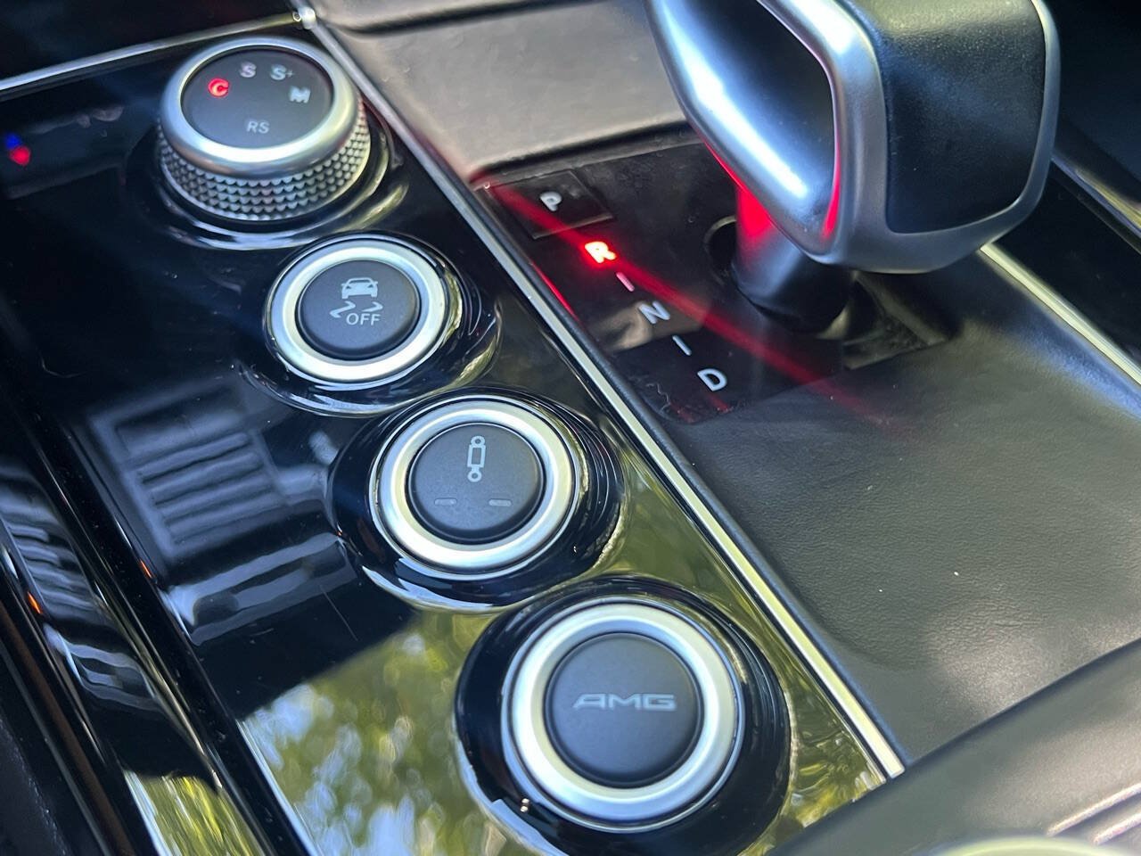 Used 2012 Mercedes-Benz E 63 AMG Sedan image 36