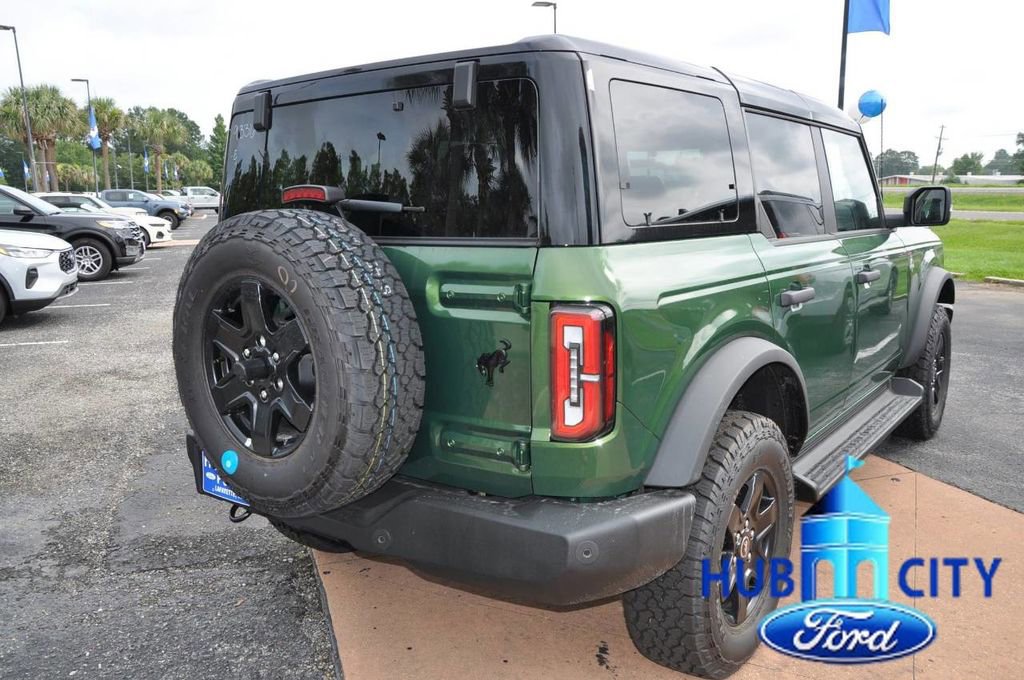 New 2025 Ford Bronco Outer Banks image 5