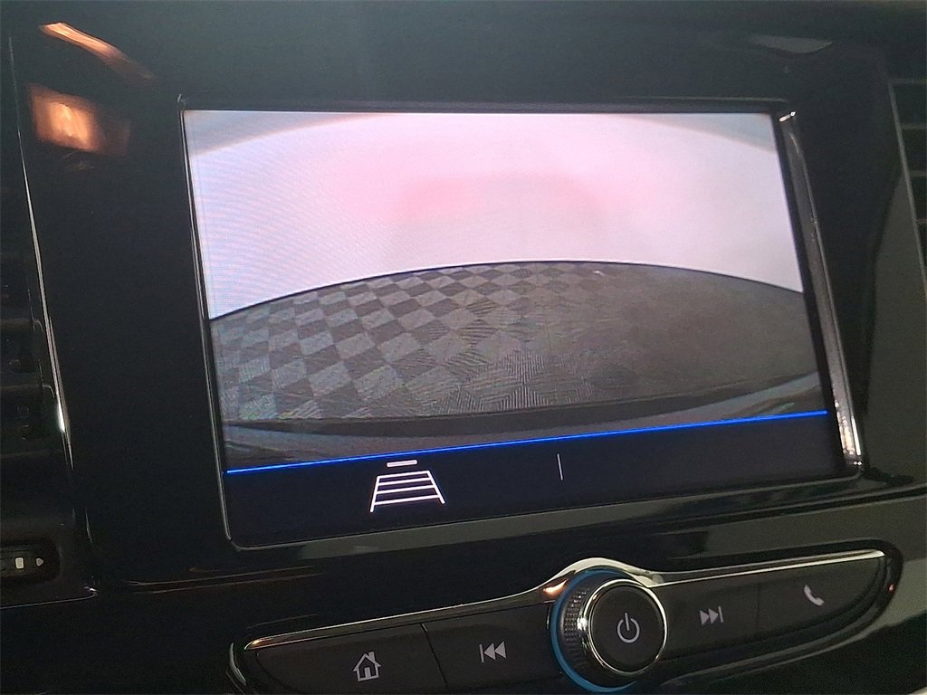 Used 2022 Buick Encore Preferred w/ Safety Package image 4