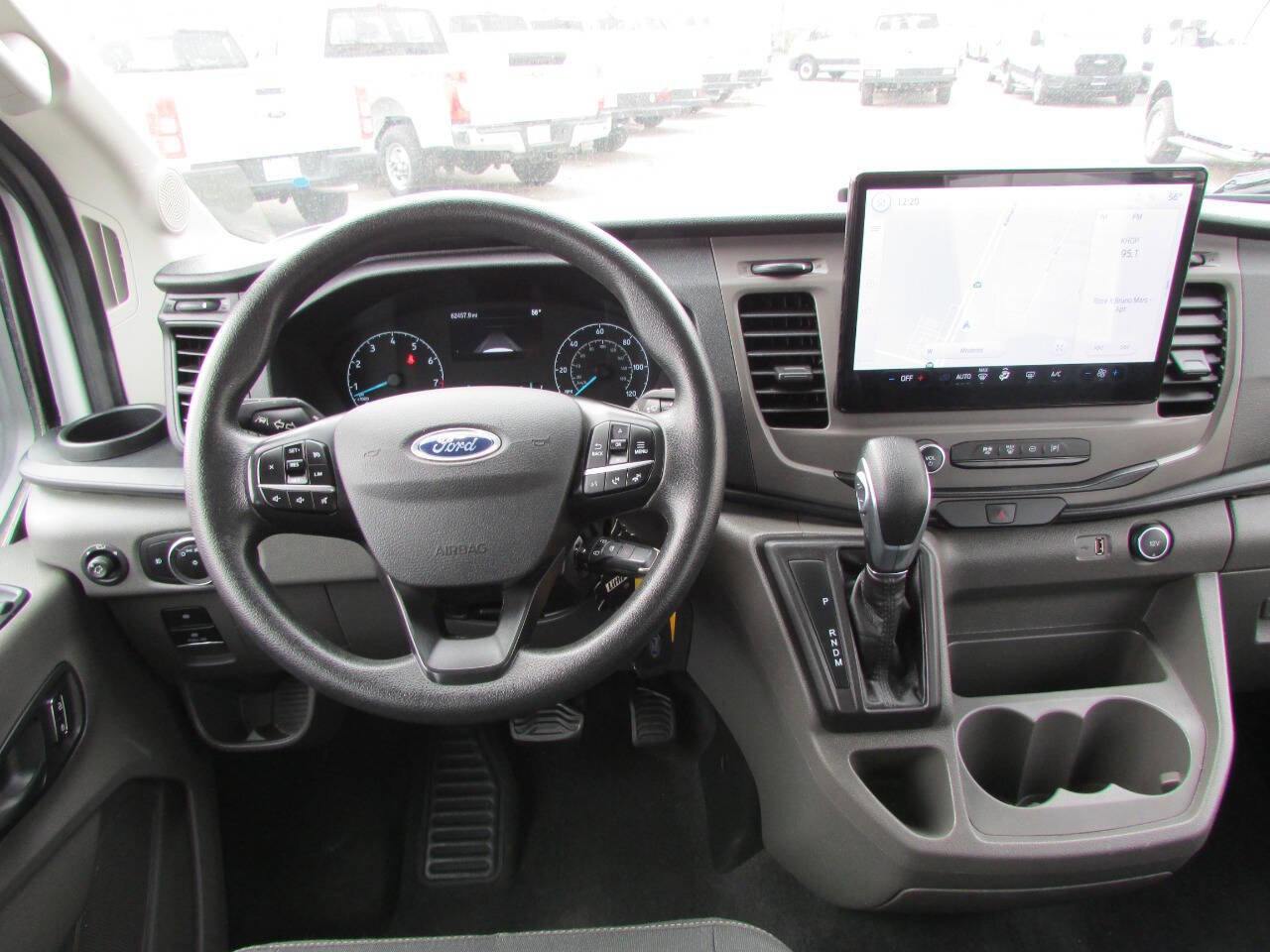 Used 2022 Ford Transit 350 XLT image 17