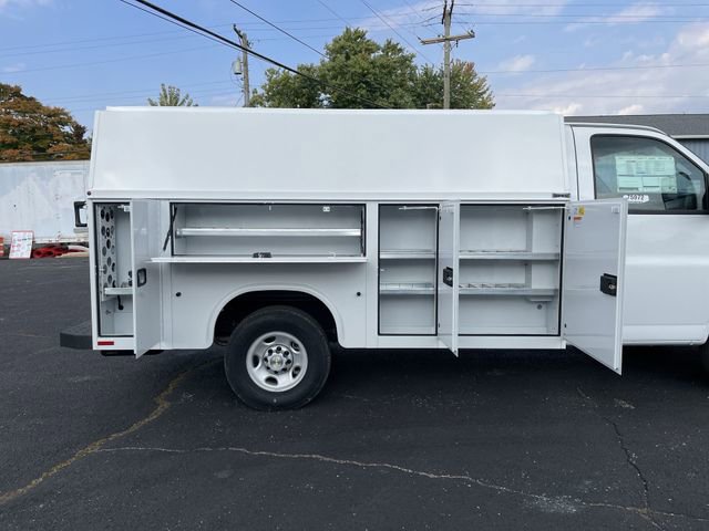 New 2025 Chevrolet Express 3500 w/ Power Convenience Package RWD image 15