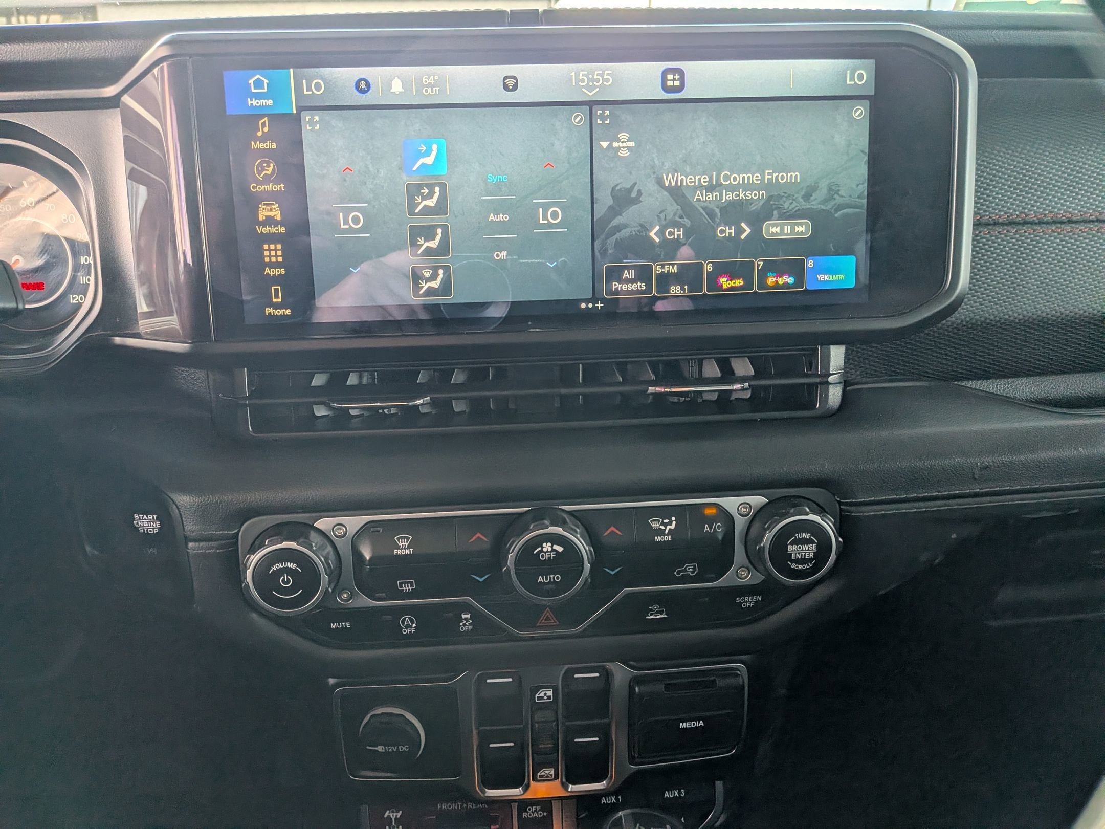 Used 2024 Jeep Wrangler Unlimited Rubicon image 18