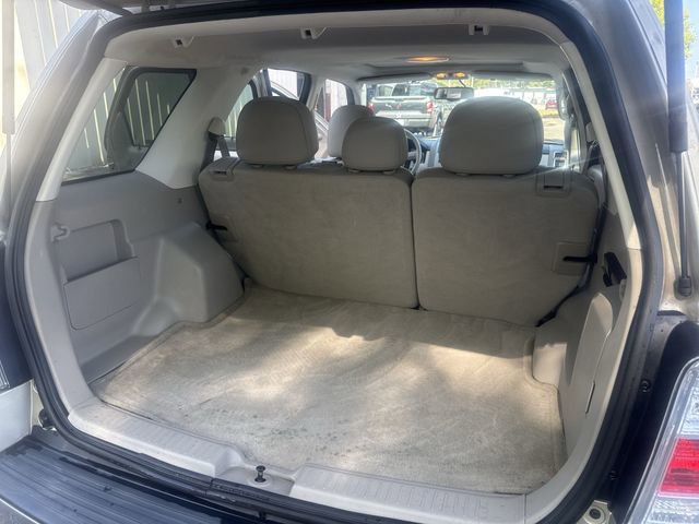 Used 2010 Mercury Mariner 2WD image 12