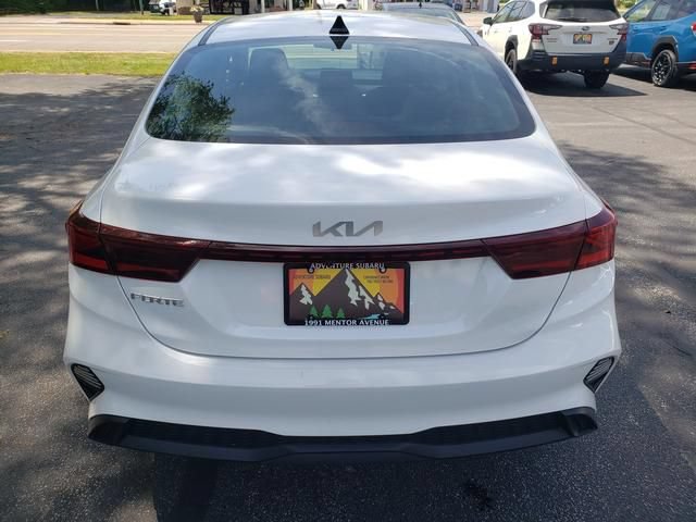 Used 2023 Kia Forte LXS FWD image 4