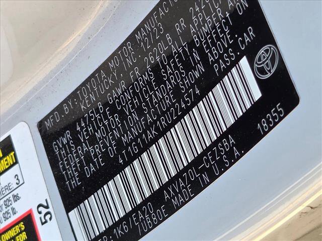 Used 2024 Toyota Camry SE image 15