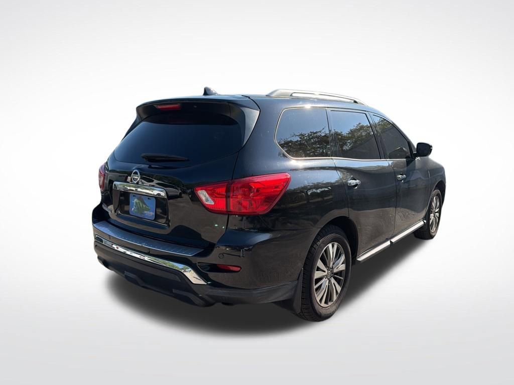 Used 2020 Nissan Pathfinder S image 5