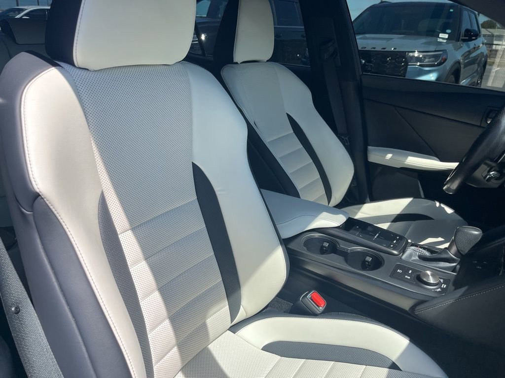 Used 2021 Lexus IS 350 F Sport image 9