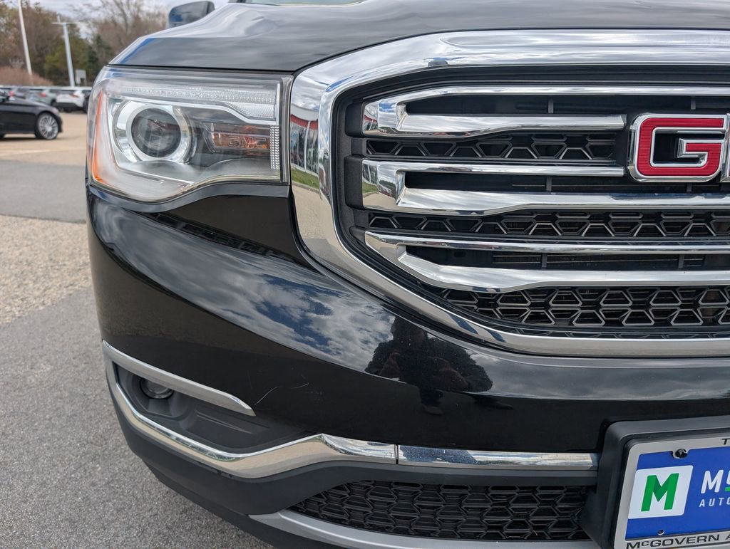 Used 2017 GMC Acadia SLT AWD/4WD image 9