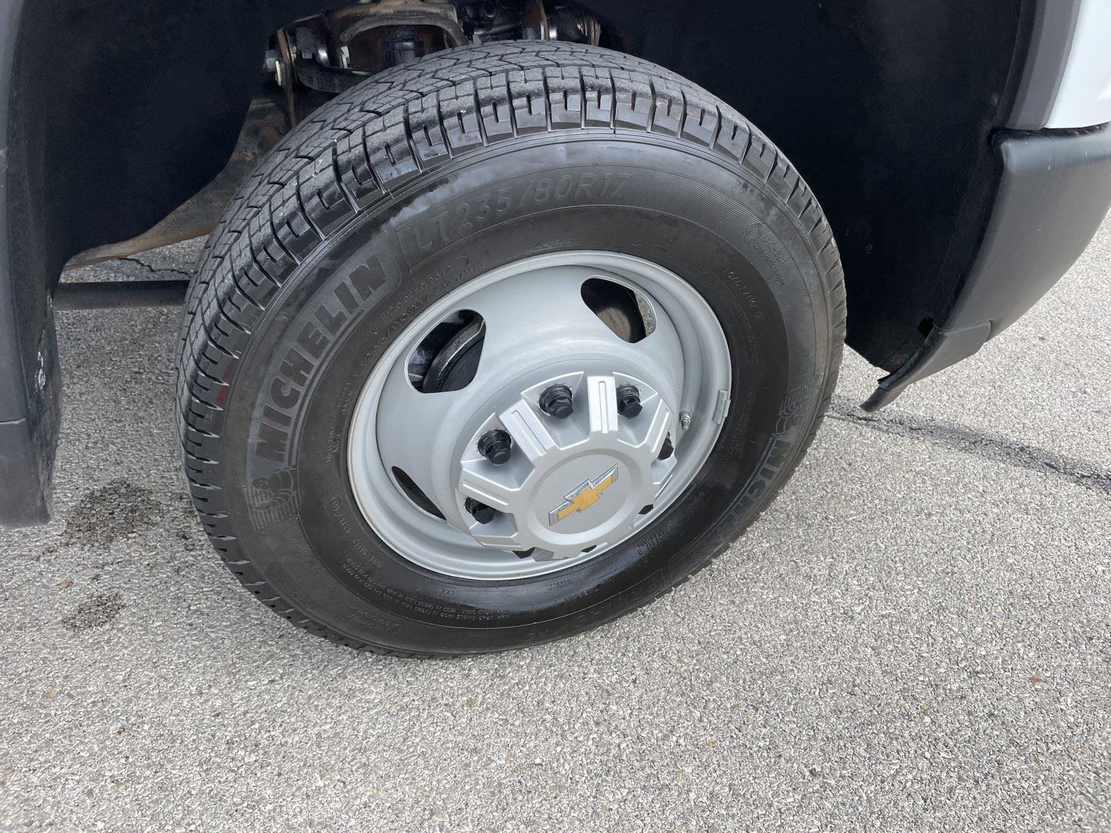 Used 2024 Chevrolet Silverado 3500 W/T w/ WT Convenience Package image 32