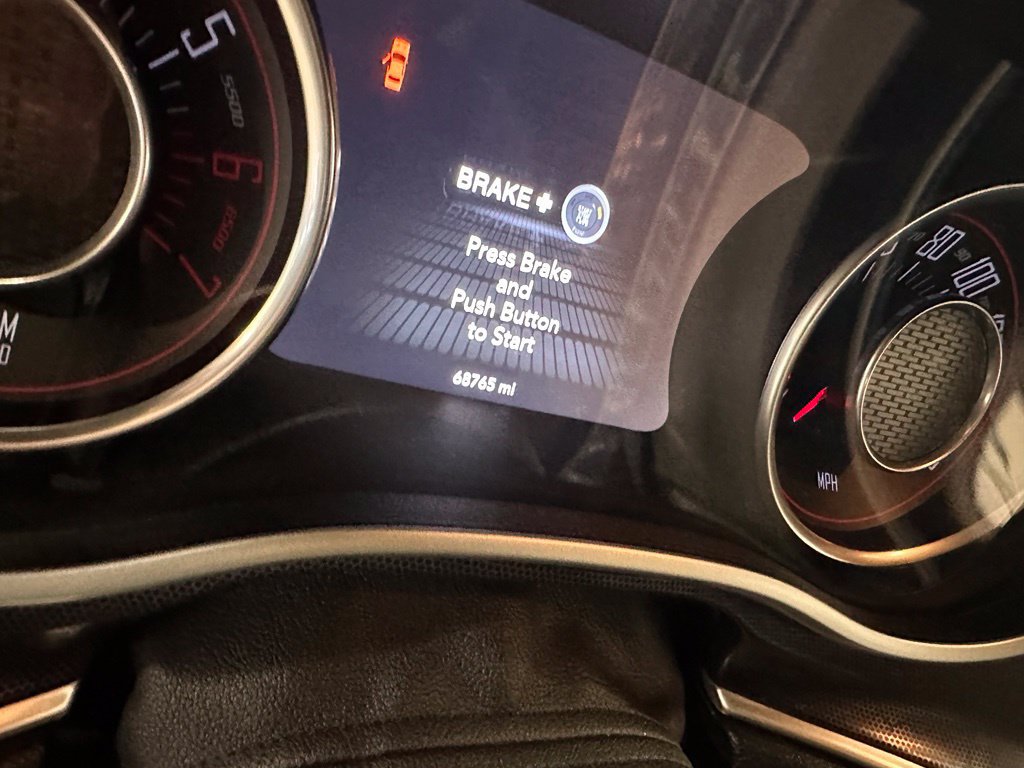 Used 2015 Dodge Challenger R/T Plus RWD image 9