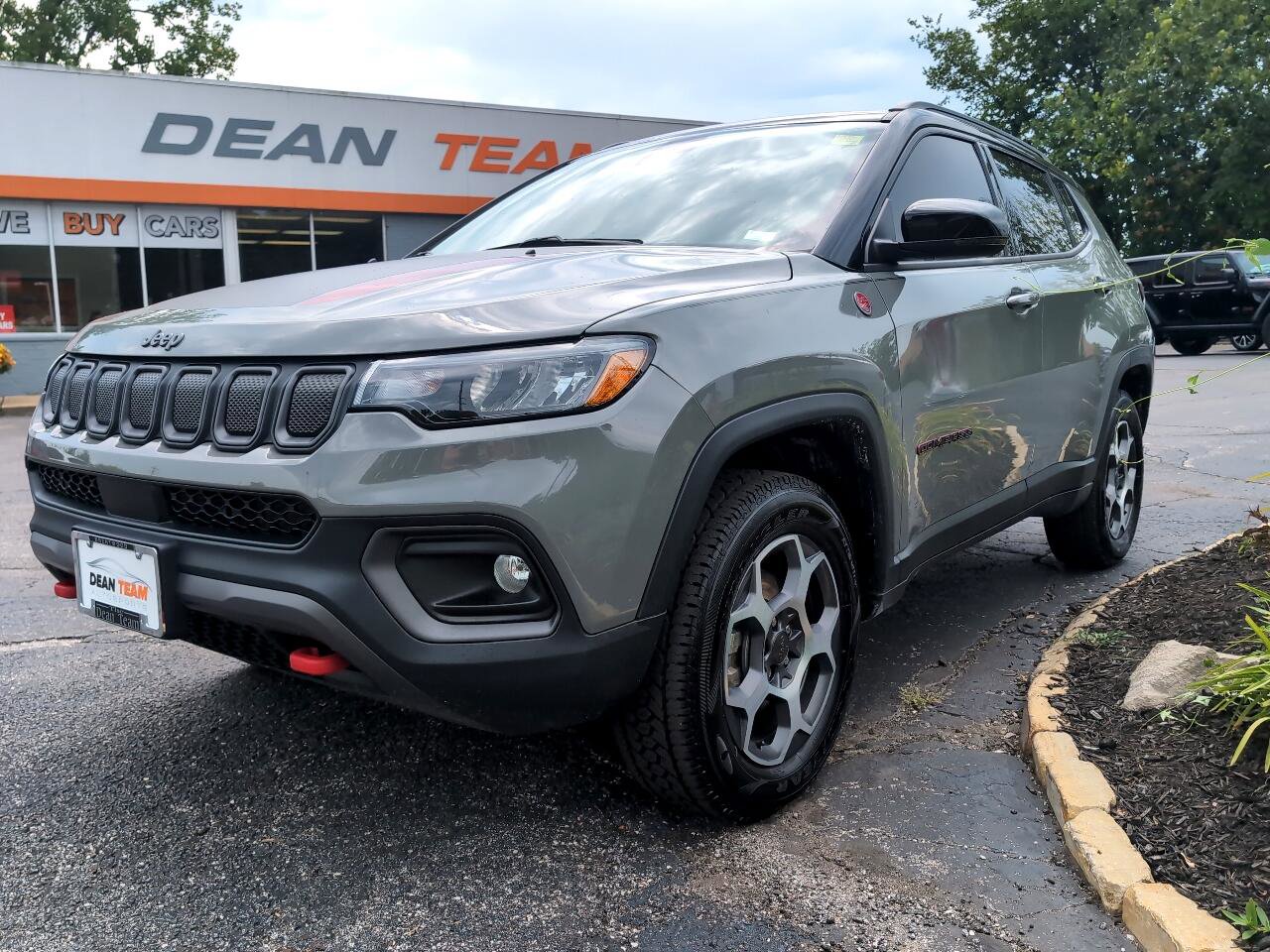 Used 2022 Jeep Compass Trailhawk w/ Trailhawk Convenience Group image 4