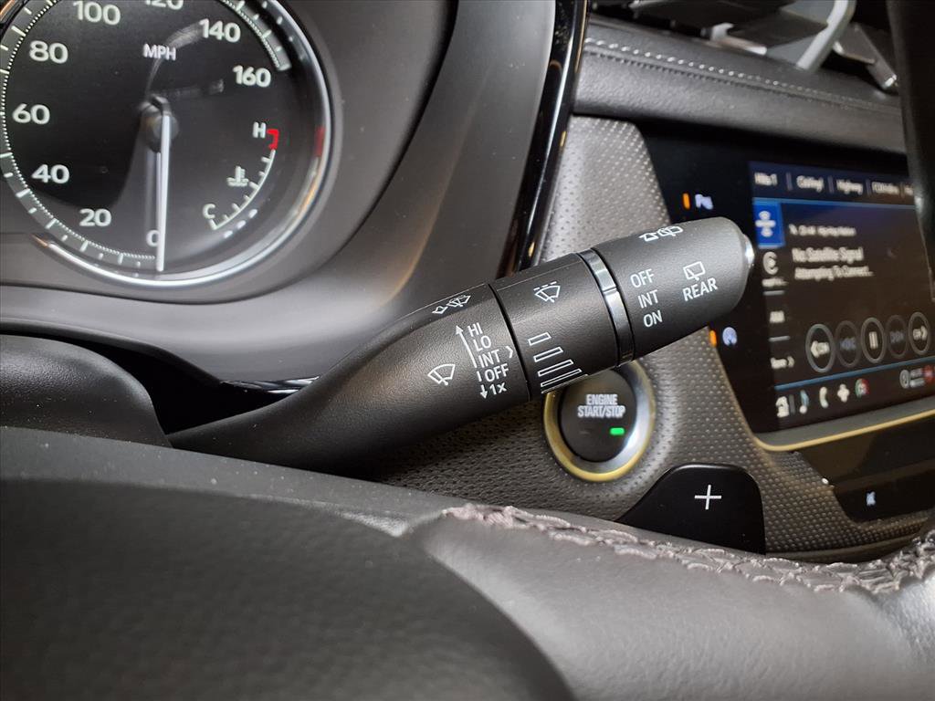 Certified 2025 Cadillac XT6 Luxury image 11