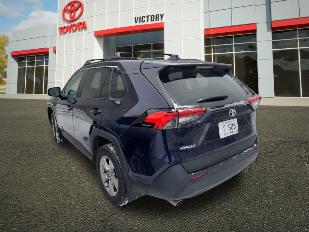 Used 2023 Toyota RAV4 XLE w/ Convenience Package image 5