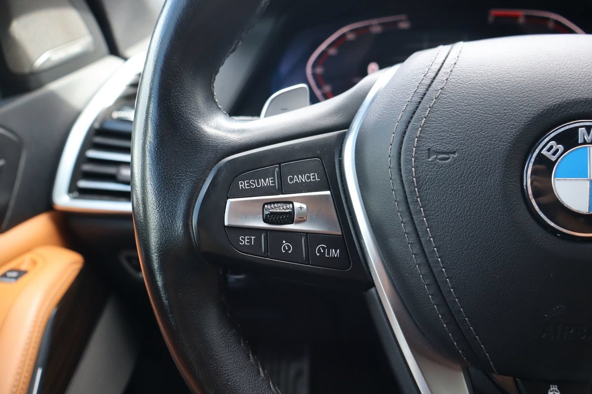 Used 2019 BMW X5 xDrive50i w/ Executive Package AWD/4WD image 16