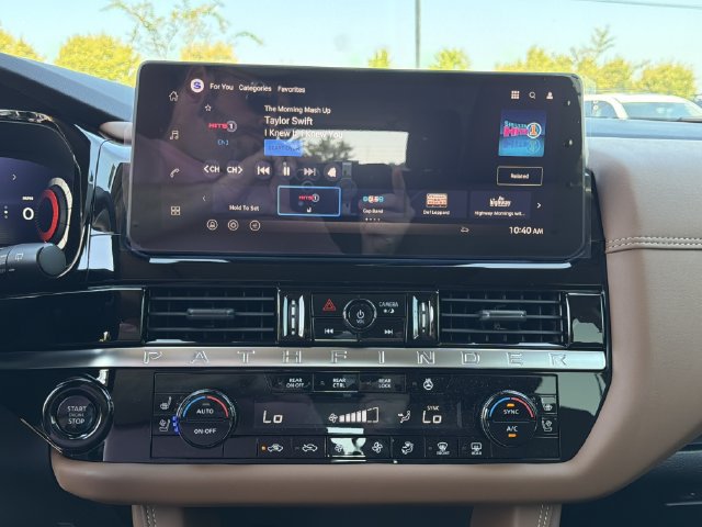 New 2026 Nissan Pathfinder Platinum AWD/4WD image 32